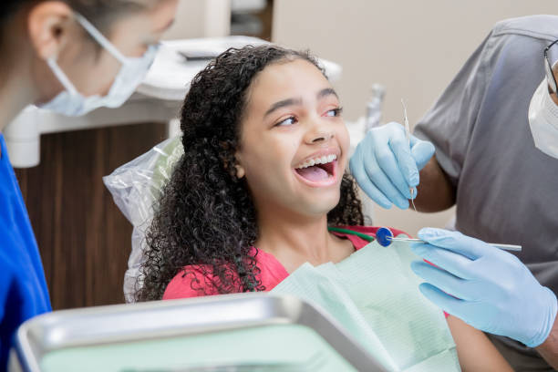 Best Emergency Gum Treatment in Ixonia, WI
